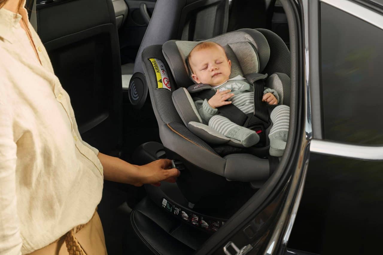 Chicco Cadeira Auto Seat 105 i-Size - Posh Black