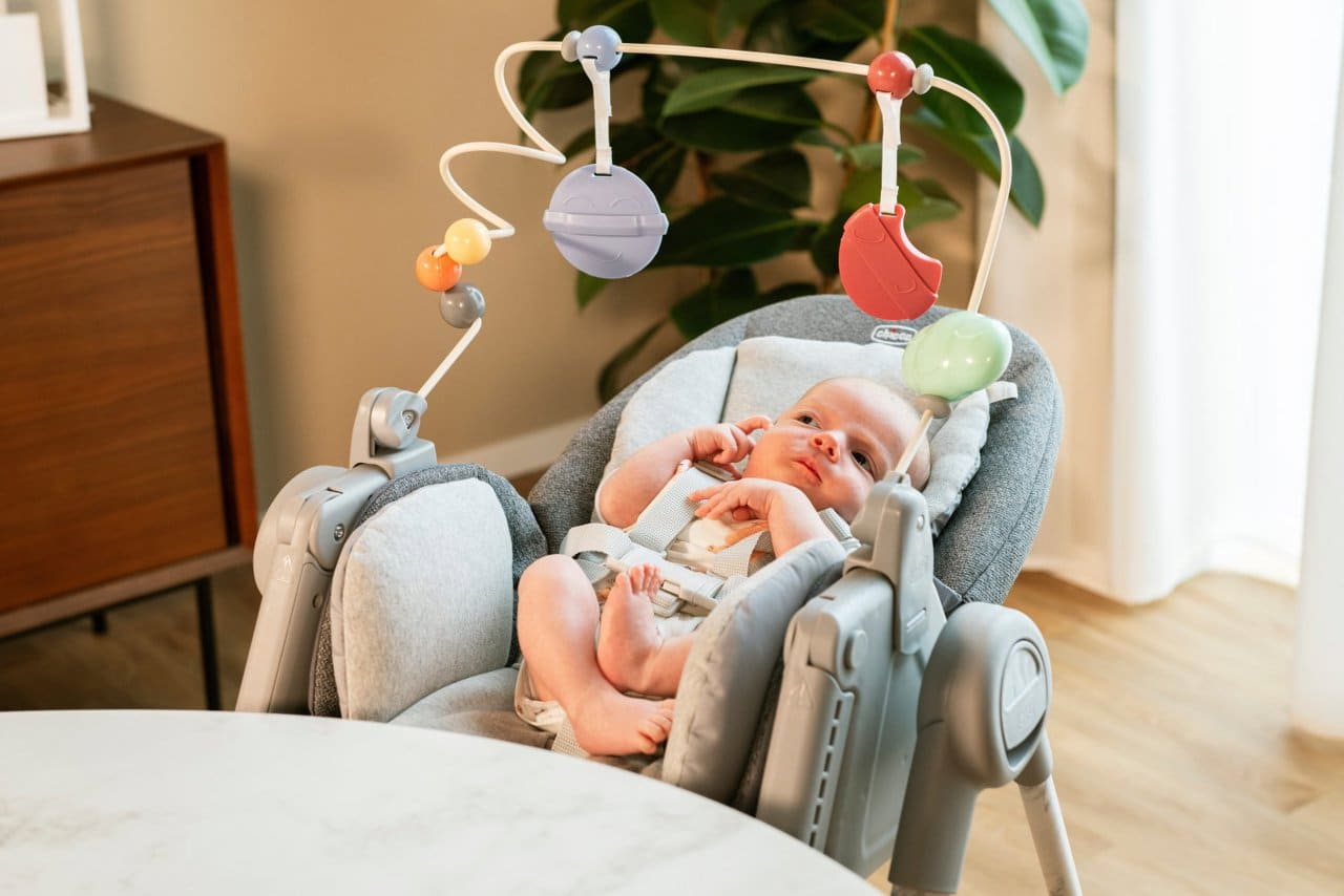 Chicco Arco de Brinquedos Activity Center - Rainbow