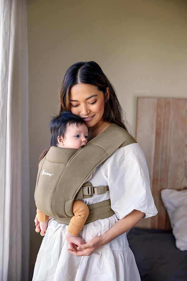 Ergobaby Mochila Portabebé Embrace - Soft Olive