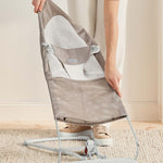 BabyBjorn Espreguiçadeira Balance Soft Mesh - Beige/Branco