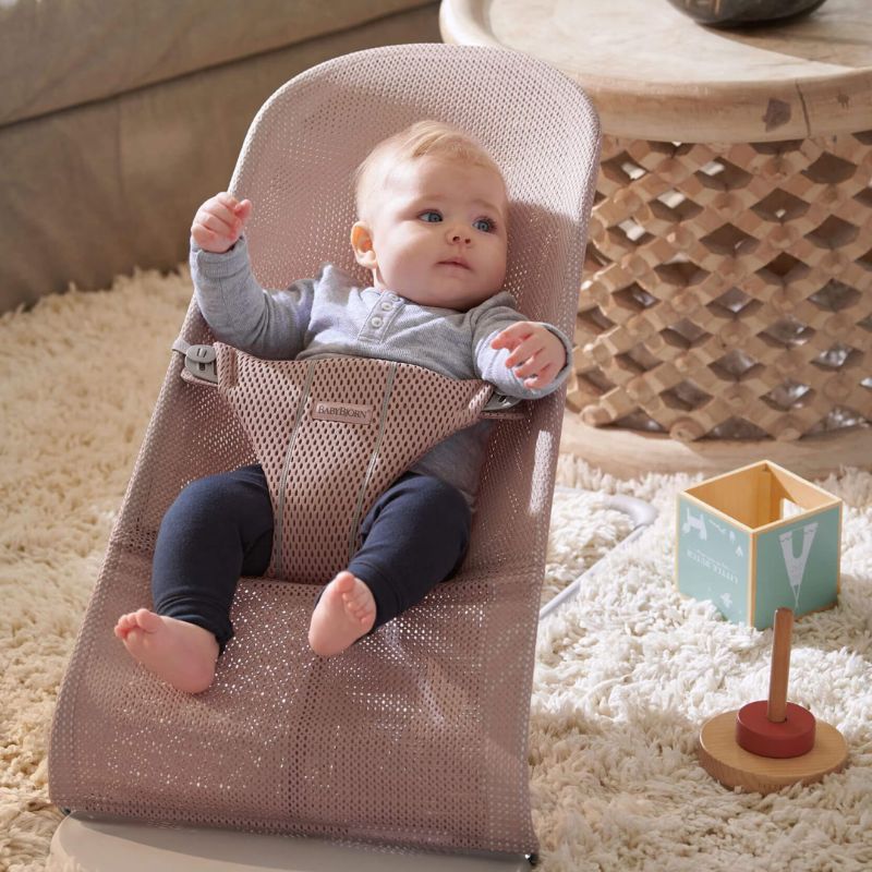 BabyBjorn Espreguiçadeira Bliss Mesh - Rosa Palo
