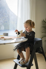 Stokke Steps Bundles - Assento Preto/Patas Pretas (Faia)
