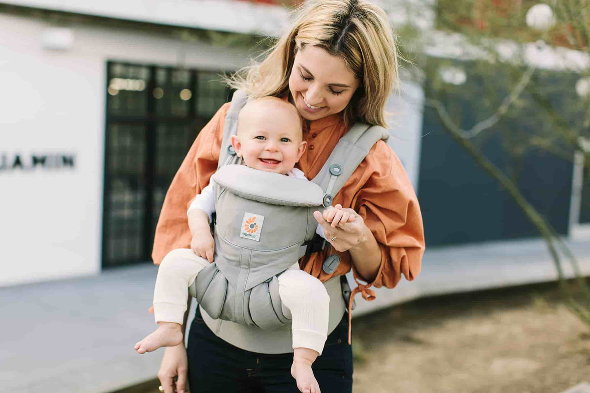 Ergobaby Omni Clássico Cinza Pérola - Mochila Portabebé
