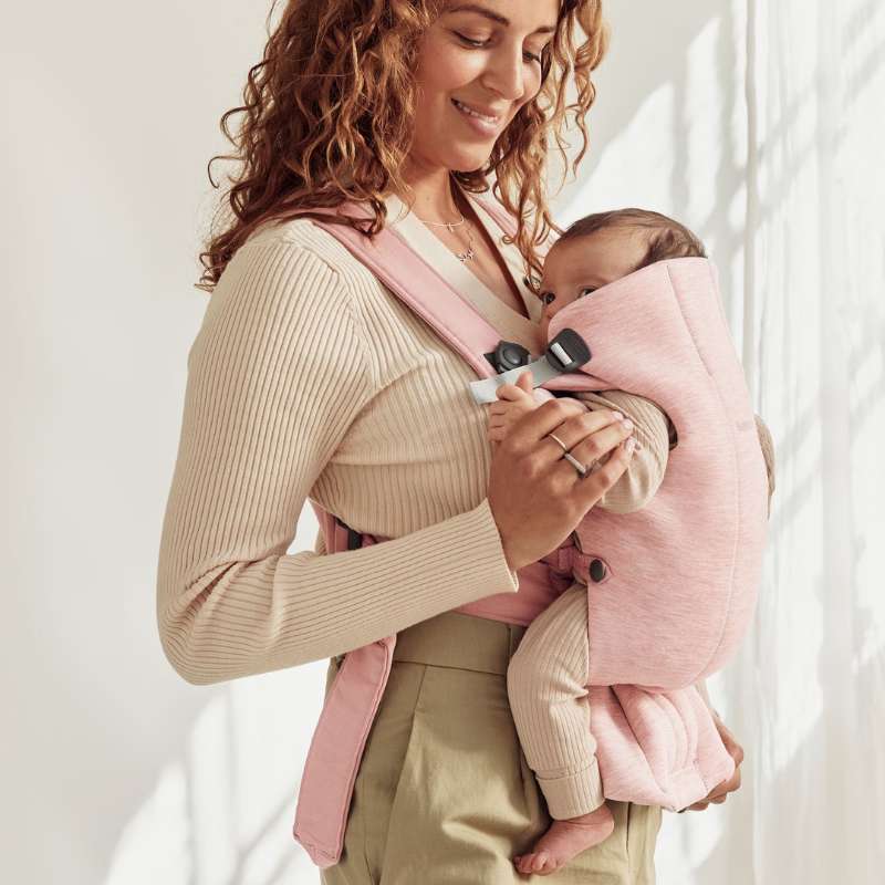 BabyBjorn Mochila Porta Bebé Mini 3D Jersey - Rosa Claro