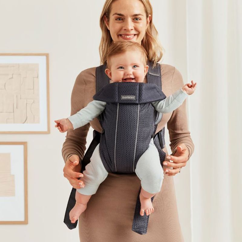 BabyBjorn Mochila Porta Bebé Mini Mesh - Azul Marino