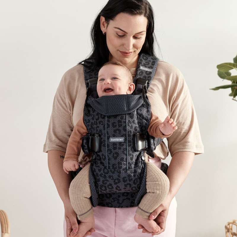 BabyBjorn Mochila Porta Bebé One Air - Antracita/Leopard