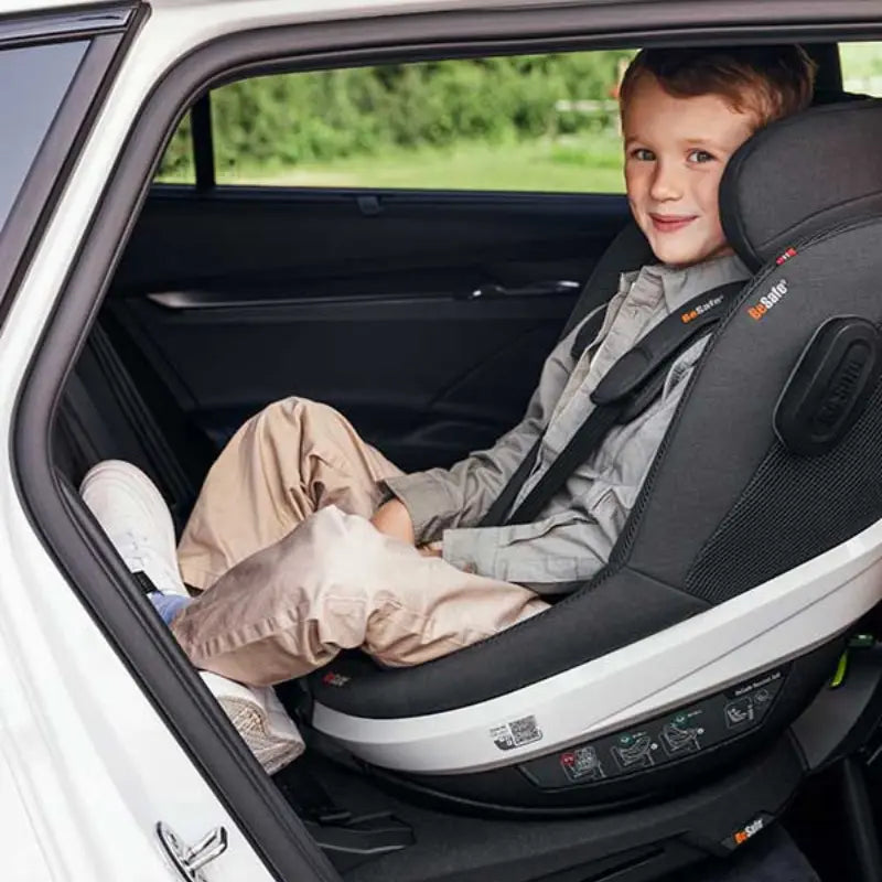 BeSafe Pack Cadeira Auto Beyond com Base Isofix - Fresh Black Cab