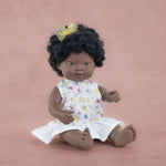 Boneca Africana 38 cm My Friends & Me da Miniland - Dos 10 meses aos 6 anos