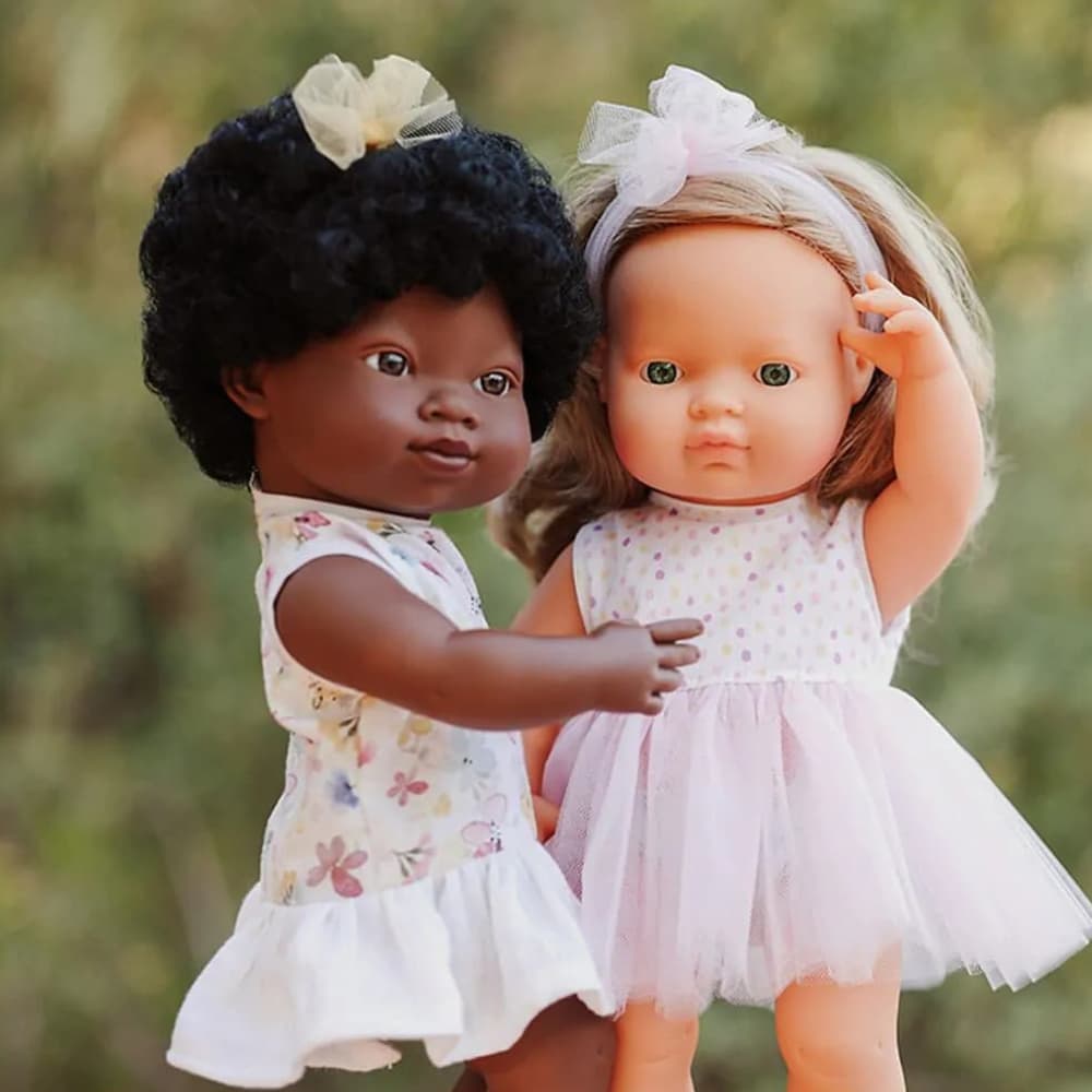 Boneca Africana 38 cm My Friends & Me da Miniland - Dos 10 meses aos 6 anos