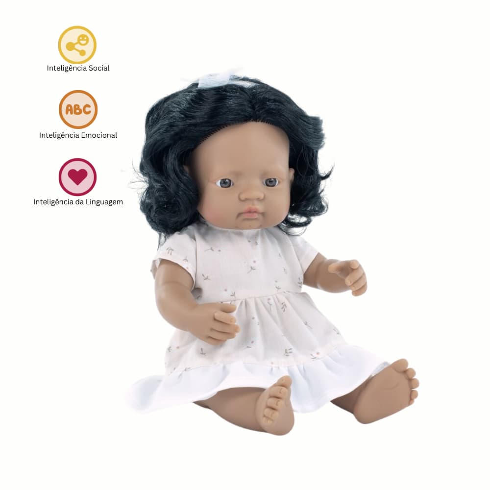 Boneca Latino-Americana 38 cm My Friends & Me da Miniland - A partir dos 10 meses