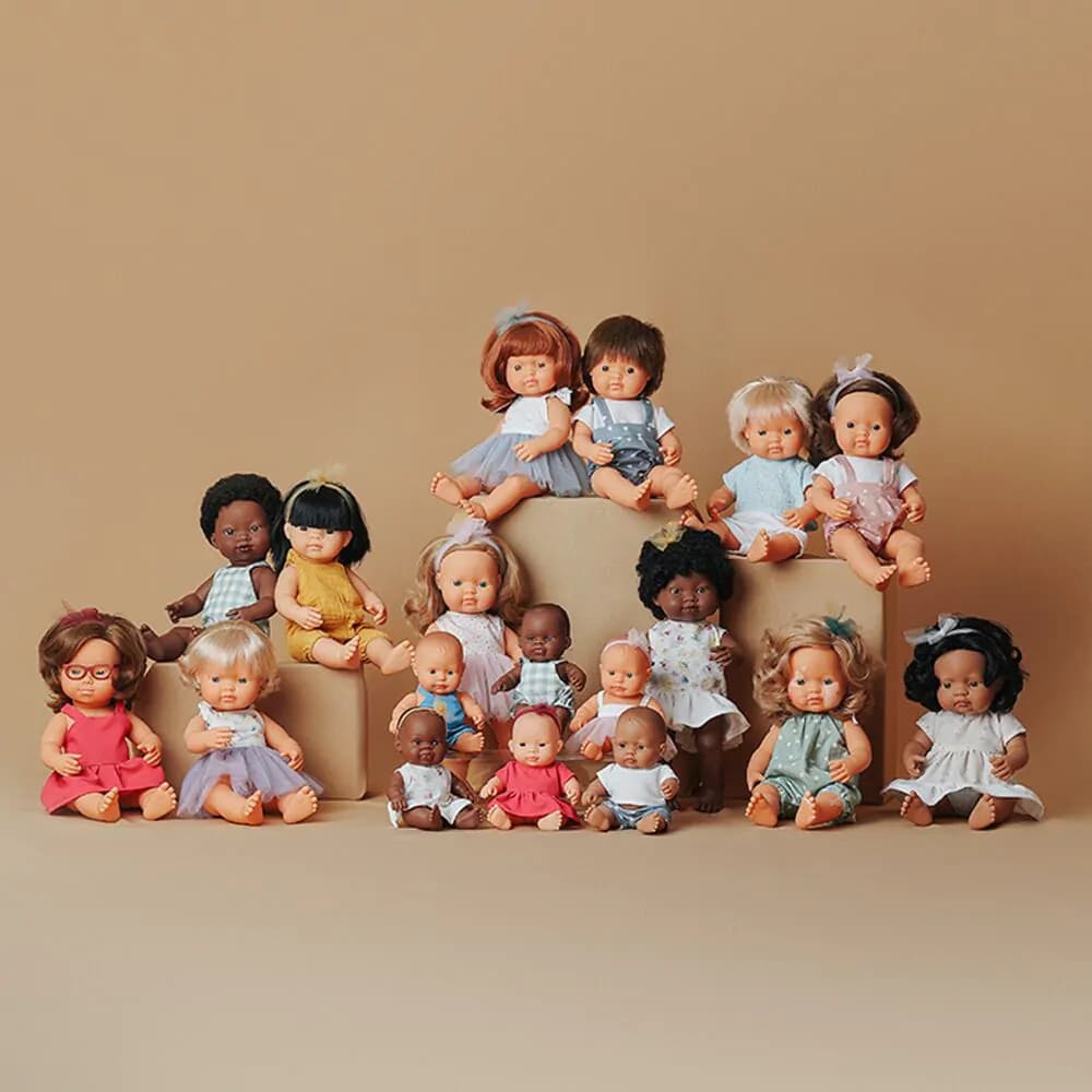 Boneca com Implante Coclear 38 cm My Friends & Me da Miniland - A partir dos 3 anos