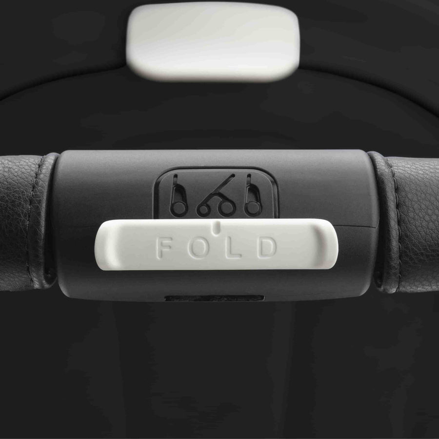 Carrinho de Bebé Dragonfly Completo da Bugaboo - Black/Misty White