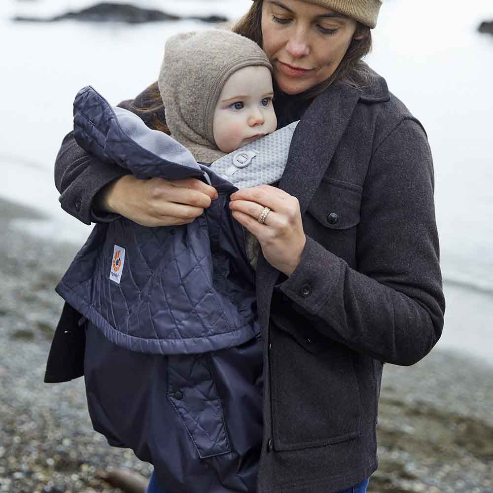 Ergobaby Capa de Proteção Impermeável com Forro Polar - Charcoal