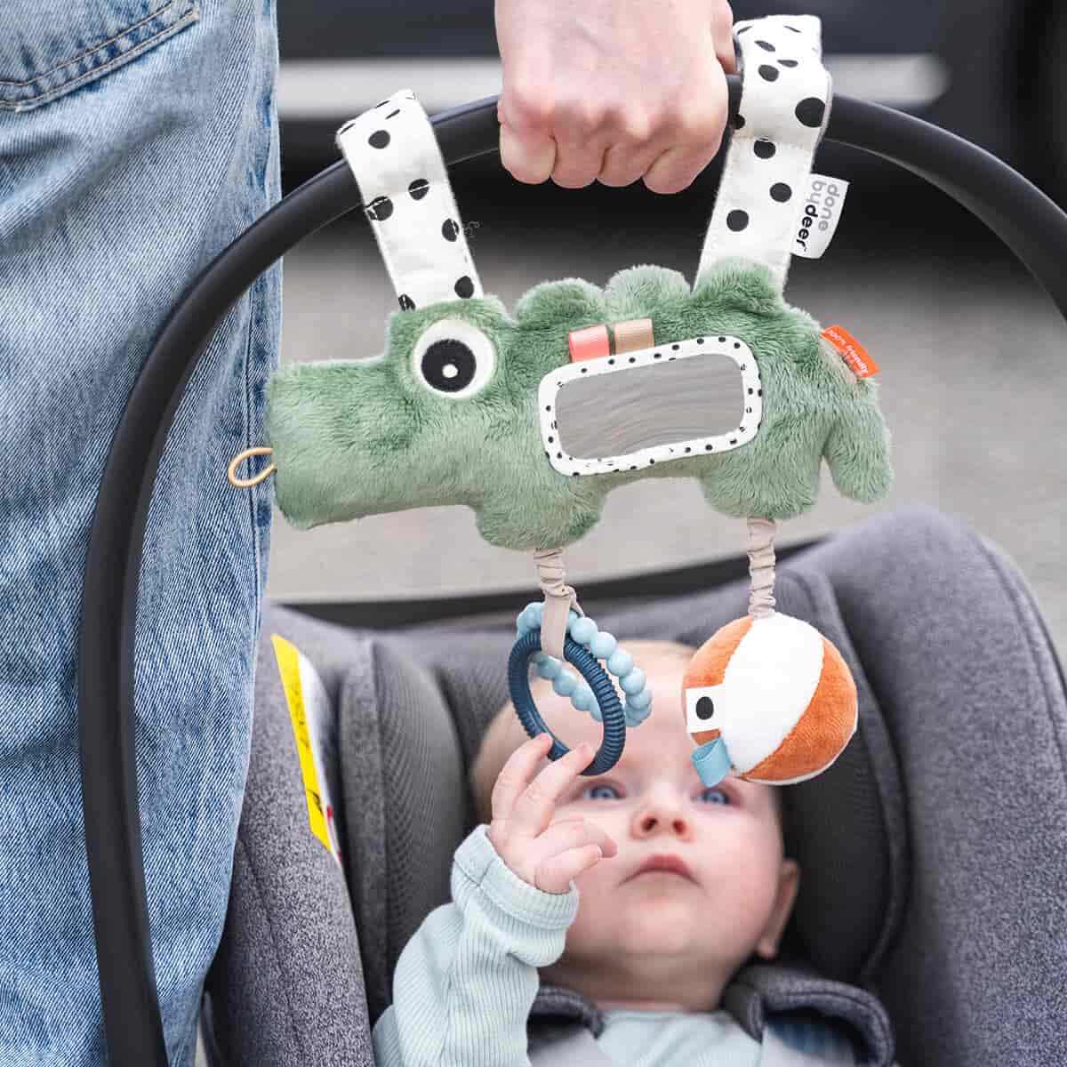 Done by Deer Brinquedo de actividades Croco Verde