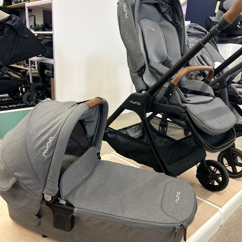 Pack Nuna Carrinho de Bebé Triv + Alcofa - Granite