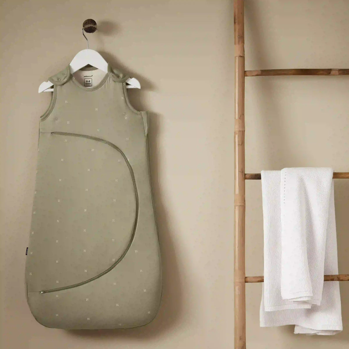 SnuzPouch Saco de dormir 0-6 meses Tog 1.0 - Sage Cross