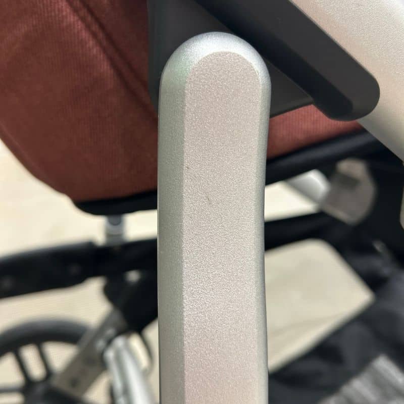 UPPAbaby Carrinho de Passeio Vista V2 Duo - Lucy (Chassis em Alumínio)