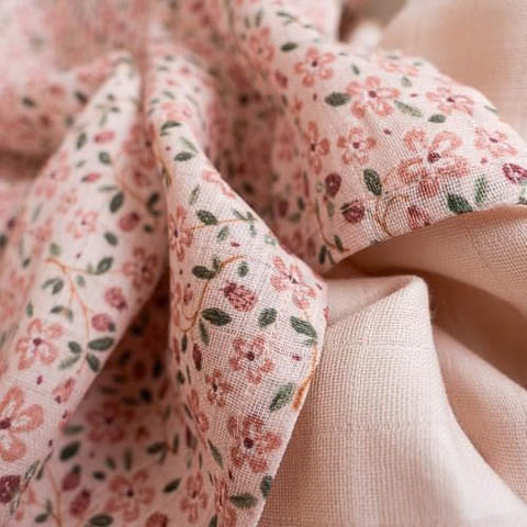 Little Dutch Swaddles 70 x 70 em Musselina - Soft Pink ; Fairy Floral