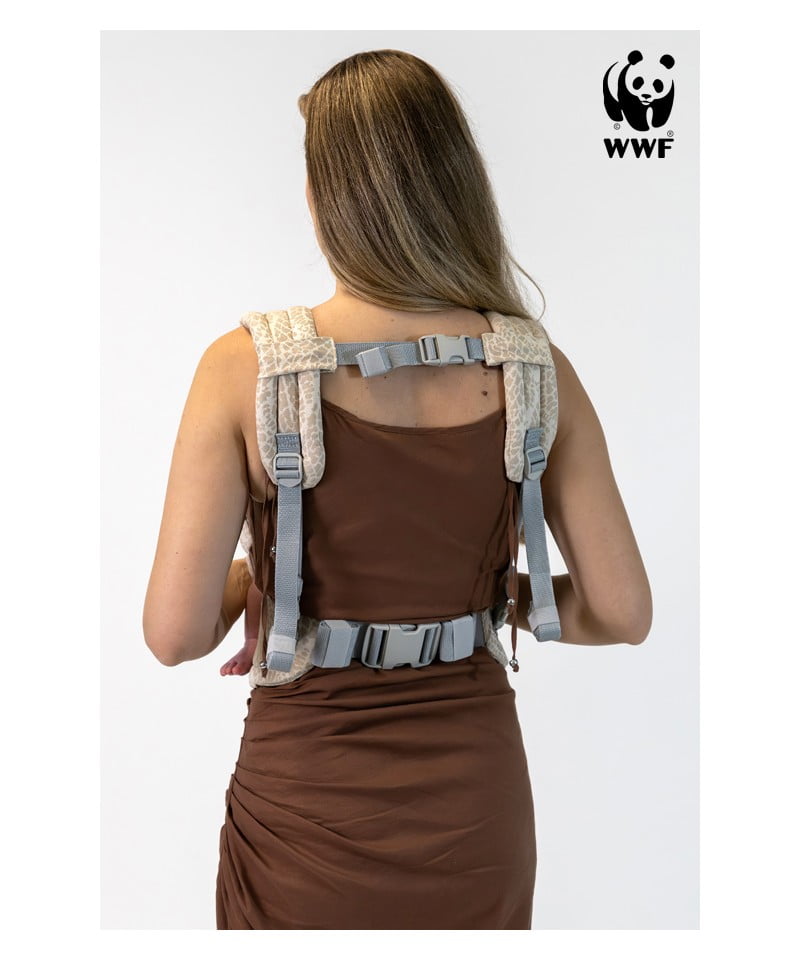 Isara Elite Mochila Portabebé - Majestic Ivory Forest