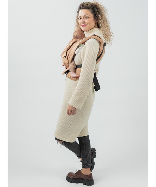 Isara Mochila Portabebé Quick Full Buckle V2 - Macchiato