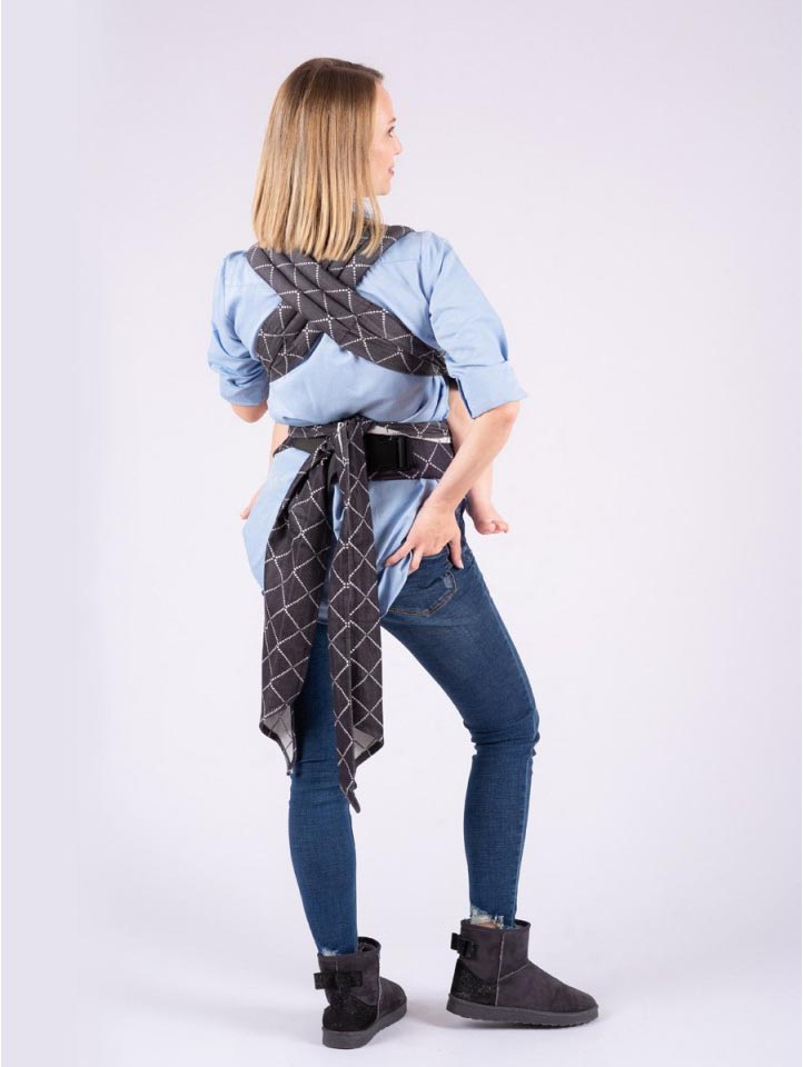 Isara Quick Half Buckle Mochila Portabebé - Diamonda Black