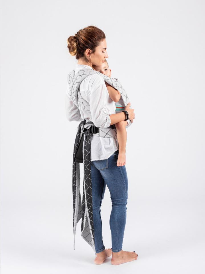 Isara Quick Half Buckle Mochila Portabebé - Diamonda Gray