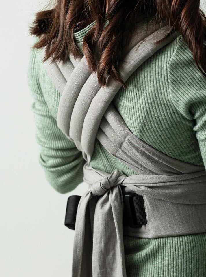 Isara Quick Half Buckle Mochila Portabebé - Misty Linen