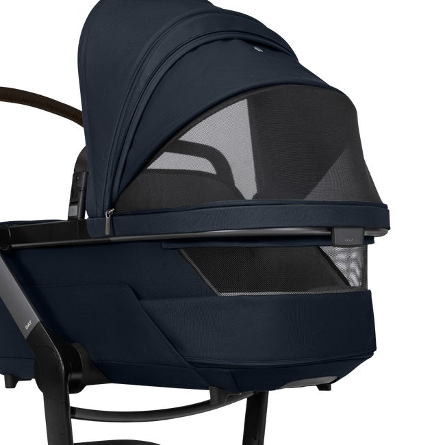 Joolz Day5 Carrinho de Passeio (Navy Blue) + Capa de Chuva + Adaptadores Auto Joolz + Base Beyond + Cadeira Auto Go Beyond da Besafe (Fresh Black)