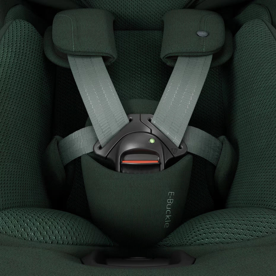 Maxi-Cosi Mica Slide Pro Authentic Green detalhe do arnês E-Buckle