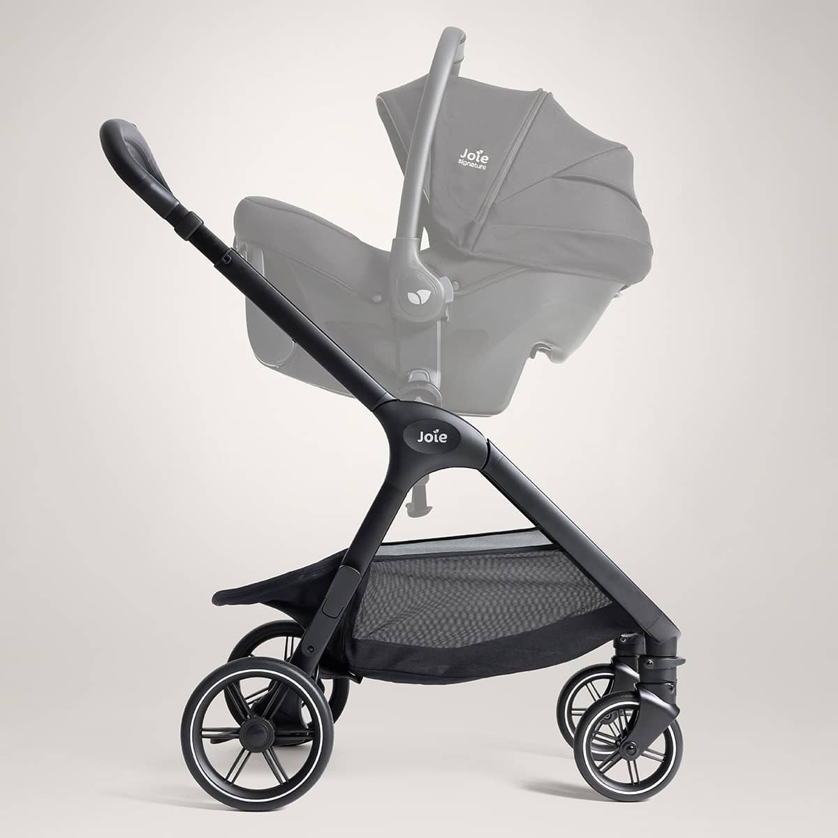 Joie Trio Valora Carrinho de Bebé - Ebony