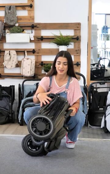 Review do carrinho de bebe ultra compacto EmmalJunga Kite