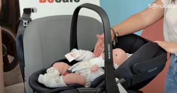 Maxi-Cosi Pebble 360 Pro2 - O arnês deve ser corrigido antes de cada viagem