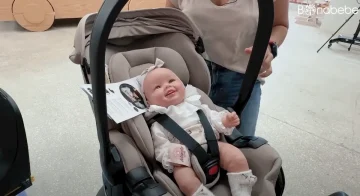 A Cadeira Auto Britax Römer Baby-Safe Pro permite viajar em posição mais deitada